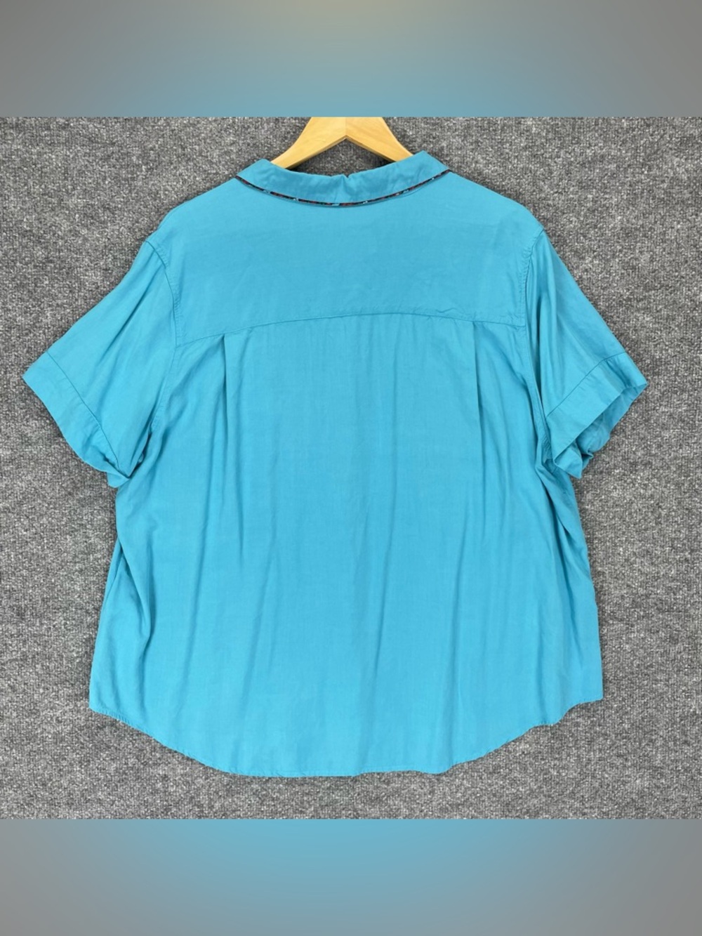 Wildfang The Empower Button Up Blouse Womens 1X Blue Floral Short Sleeve Rayon - Picture 4 of 7
